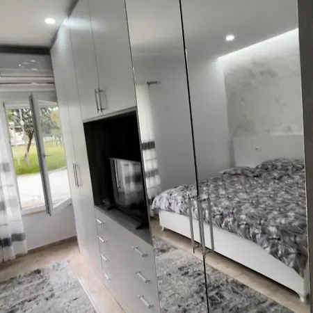 Comfy Mali Robit شقة دراس